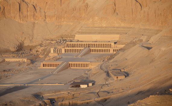 
                            Hatshepsut Temple
                            